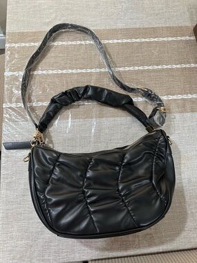 Urban Expressions Whitney Chevron Quilted Hobo Bag - Black - NWOT